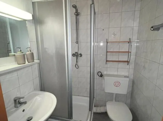 Konukevi Strasser 3*